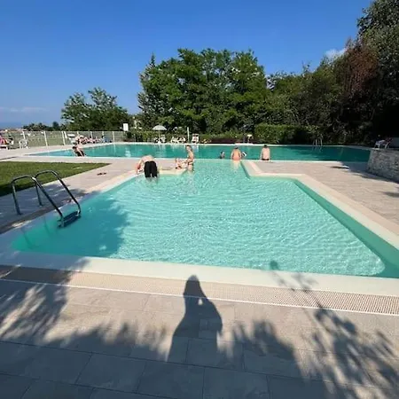 Vinessa- E Piscina Peschiera Apartman Peschiera del Garda