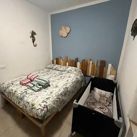 Vinessa- E Piscina Peschiera Apartman *