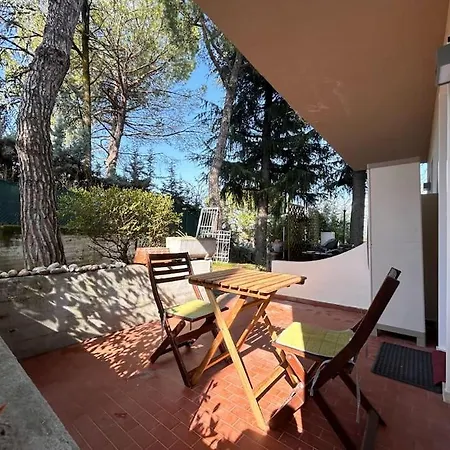 Vinessa- E Piscina Peschiera Peschiera del Garda